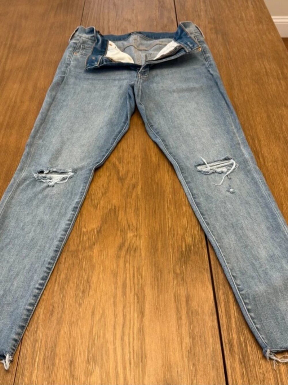 Express Mid Rise Skinny Distressed Jeans Size 10R